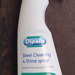 اسپری پاک کننده و براق کننده دیپافو حجم 220 میلی لیتر